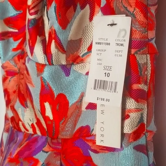 Nicole Miller Deep V Neck Jacquard Cocktail Dress - Picture 7 of 10